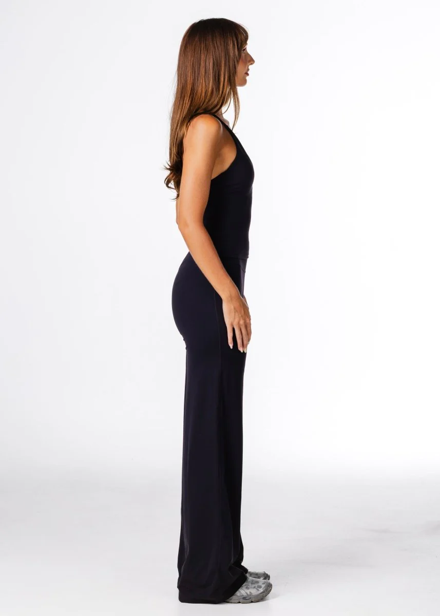 Capsule Singlet - Black - Image 6