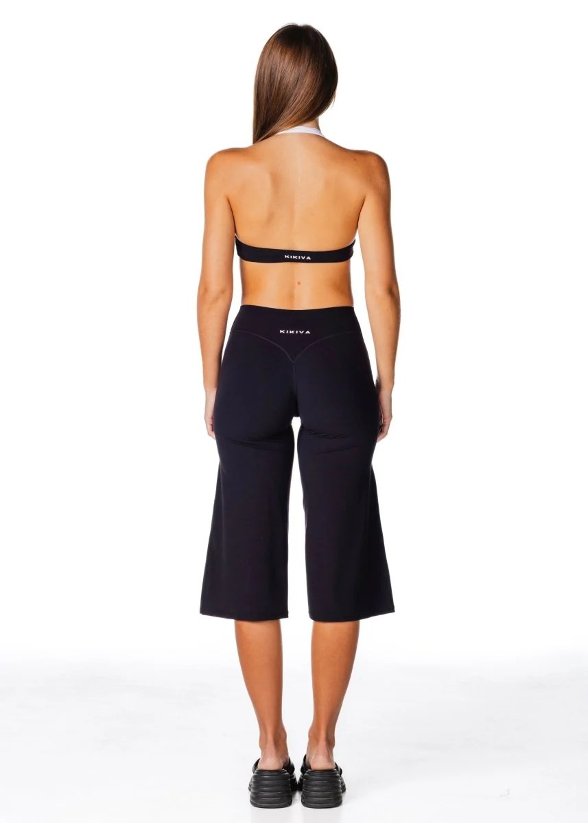 Flow Capris - Black - Image 4